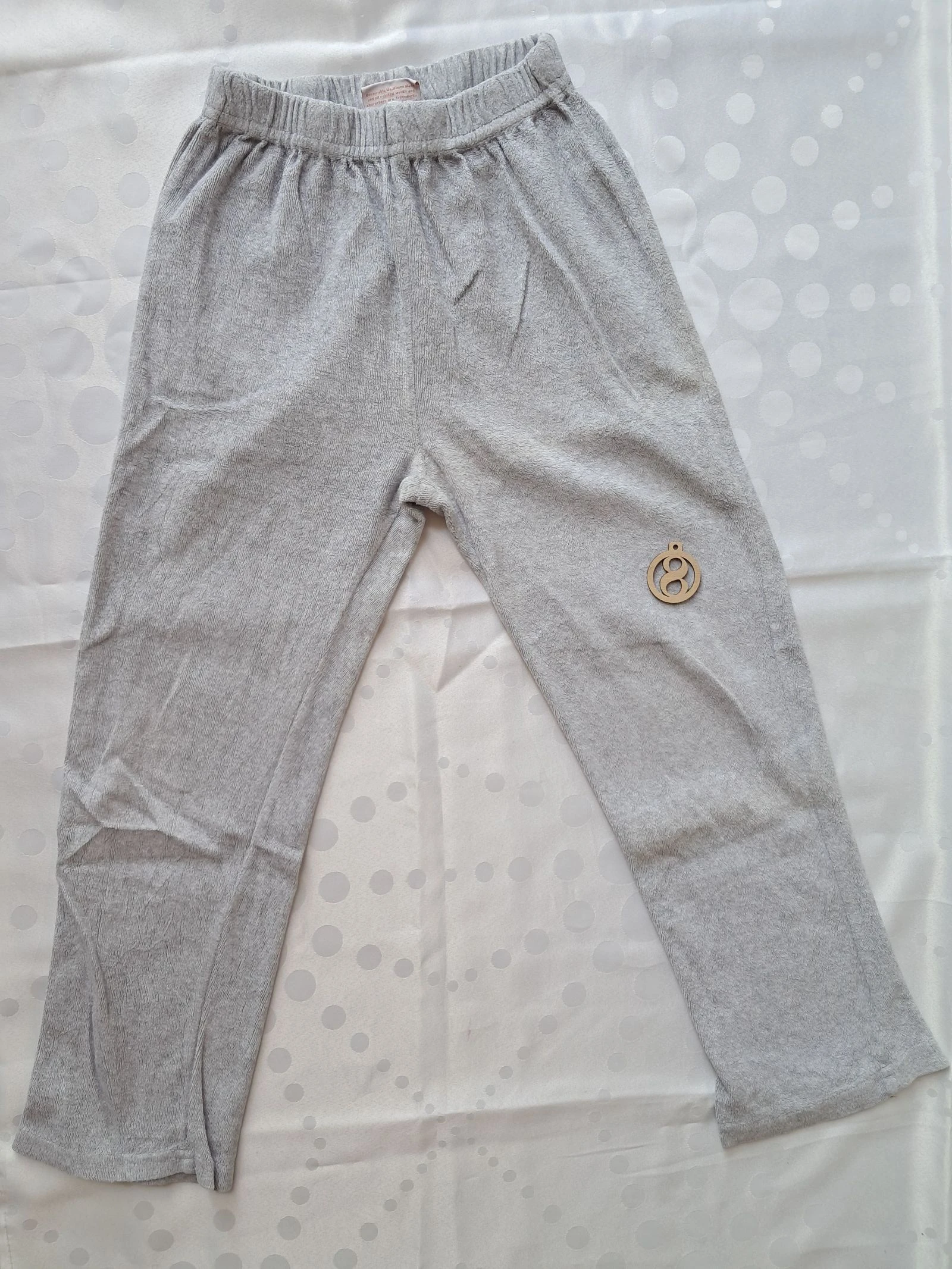 Pijama de terciopelo Minions talla 8 años – photo 6